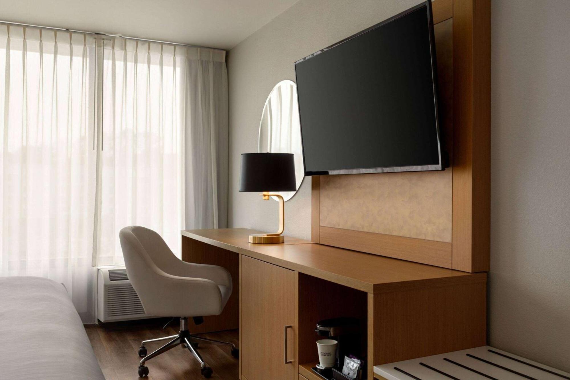 Wyndham Garden Atlanta Airport Hotel College Park Екстериор снимка