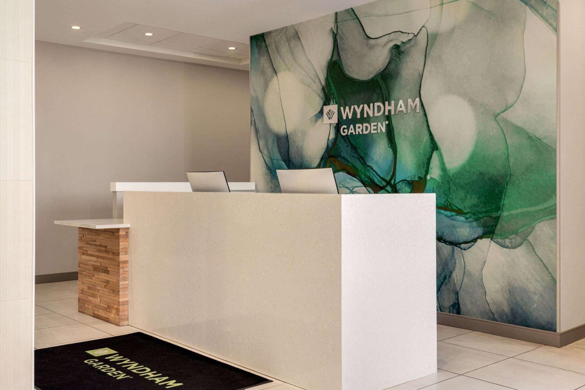 Wyndham Garden Atlanta Airport Hotel College Park Екстериор снимка